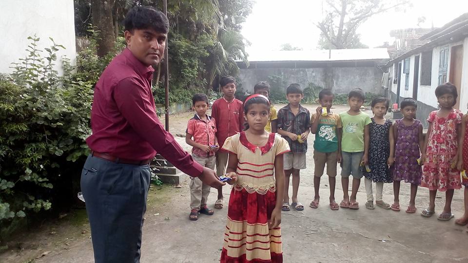 হালকা নাস্তা বিতরনের একাংশ, বগুড়া